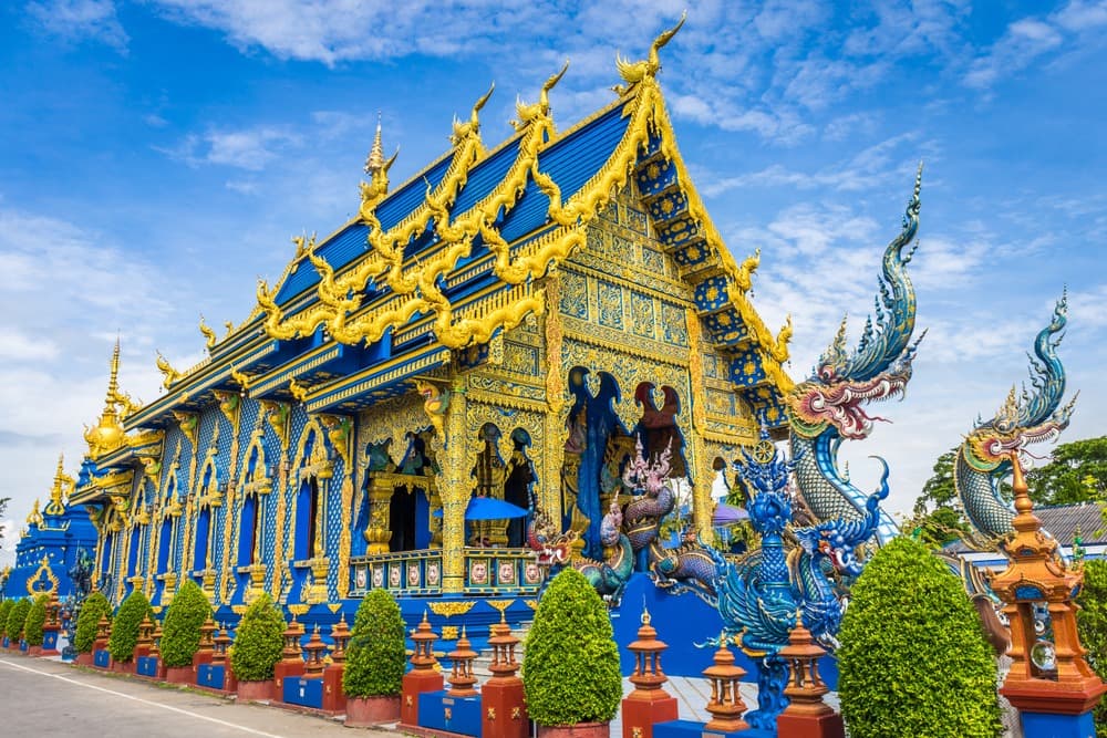 Wat Rong Sua Ten, the Blue Temple of Chiang Rai